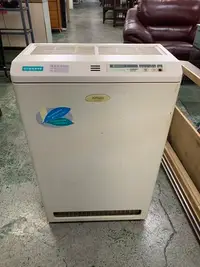 在飛比找Yahoo!奇摩拍賣優惠-【全國二手傢具】日立空氣清淨機 UDE-10E 二手家電/空