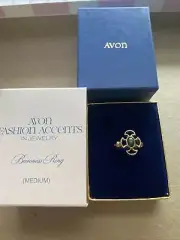 Vtg '73 Avon BARONESS RING Gold Tone Faux Jade Maltese Cross Sz M w Box NOS