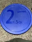 Pyrex 2.5 Qt 2.4 Liters Blue Lif With Glass Pyrex Bowl