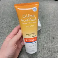 在飛比找蝦皮購物優惠-🇺🇸Neutrogena 露得清 無油抗痘洗面乳 200ML