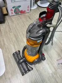 在飛比找Yahoo!奇摩拍賣優惠-高雄【維修 清潔 保養】Dyson DC24 直立式吸塵器 