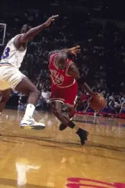 Playoffs Chicago Bulls Michael Jordan vs Cleveland Cavaliers Richf- Old Photo