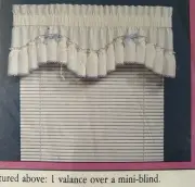 Vintage Jill Valance #V540 Country Fresh Style 66" W x 17" L Pin-On Bows Model C