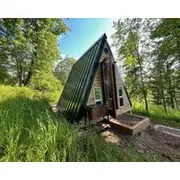 Tiny A-frame Farm Meadow Retreat Minutes From Downtown