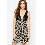 BCBG Black & Leopard Plunging V-Neckline Mini Baby Doll Shift Dress, Size 8, NWT