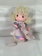 Precious Moments Joni "Love Is The Thread" Plays Music New With Tags