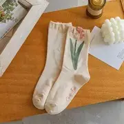 Tulip Pattern Socks / Set 1 Pair - 1 Pink Flower - Beige - One Size