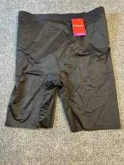 Spanx Size L NWT 10234R Black Thinstincts 2.0 Mid-Thigh Shorts