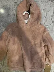 NWT Size 4T Fuzzy Hoodie by Grayson Mini. Soft peach in color. Super soft.
