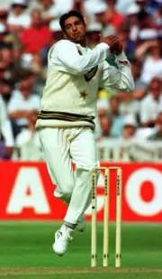 Wasim Akram Pakistan Old Player Cricket Photo 11