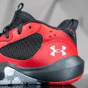 UNDER ARMOUR LOCKDOWN 6 shoes for boys, NEW & AUTHENTIC, size (KIDS) 11