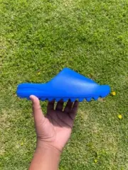 Size US8- Adidas Yeezy Slide Azure Brand New - Authentic ✅ - Price Negotiable