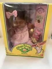 NEW 2005 LIANA ELIZABETH CABBAGE PATCH DOLL WITH PAPERS AND TOYS