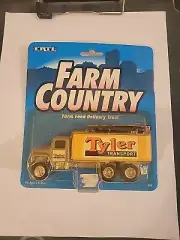 ERTL Farm Country Farm Feed Delivery Truck Tyler Transport #686