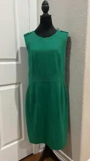 BANANA REPUBLIC SLEEVLESS GREEN DRESS SIZE 12 Made in VIETNAM