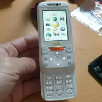 在飛比找蝦皮購物優惠-出清經典收藏 Sony Ericsson W850  白色 