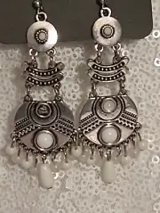 Tropic Tribe White Earrings Paparazzi New Silver Metal