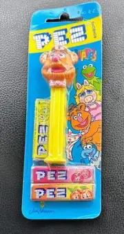 PEZ Muppets Fozzie Bear Candy Dispenser-New-Classic-3 Refills