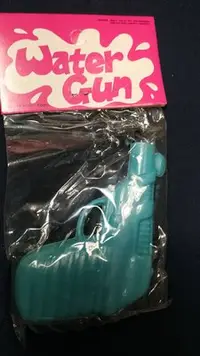 在飛比找Yahoo!奇摩拍賣優惠-【早期Water  Gun  水槍童玩】香港製造  全新未使