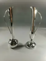 日本 鍍銀 花瓶花插花入一對，金屬鍍銀亮麗，花瓶制作工藝獨特