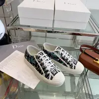 在飛比找蝦皮購物優惠-頂級版本Dior 迪奧 女士經典百搭布鞋休閒板鞋小白鞋