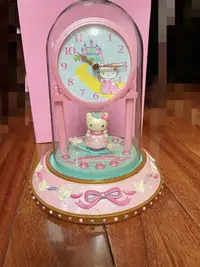 在飛比找Yahoo!奇摩拍賣優惠-絕版Sanrio Hello Kitty公主系列時鐘擺件中古