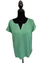 Nine West Shirt Women's Medium Cap Sleeve V-Neck Fashion Green Spruce 59.50