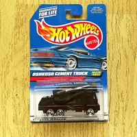 在飛比找樂天市場購物網優惠-Hotwheels風火輪車模 奧什科什攪拌車Oshkosh 