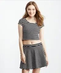 在飛比找Yahoo!奇摩拍賣優惠-美國Aeropostale Aero striped ska