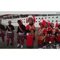 在飛比找蝦皮購物優惠-豐年祭 阿美族服飾 阿美族包包 阿美族披肩 阿美族族服 原住