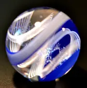 KRIS PARKE GLASS MARBLE/1.542"-BLUE/WHITE TIGHTLINE DICHROIC TRIPLE-GREEN,TURQ.+