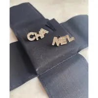 在飛比找蝦皮購物優惠-Chanel字母耳環香奈兒正品