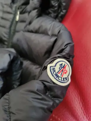 moncler 黑色連帽 雙拉鍊 羽絨外套