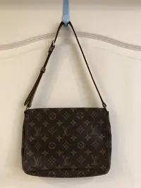 在飛比找Yahoo!奇摩拍賣優惠-LV M51257 Musette Tango 肩背包