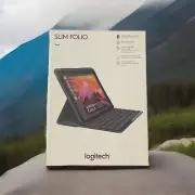 Logitech Slim Folio Keyboard Case for iPad 5th Gen. 2017 - Gray(920008617)