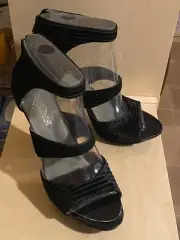 Kenneth Cole Womens Be Real PN Black Calf Hair Heeled Sandals Size 10