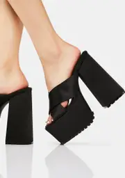 [Shellys London] Black Hex Platform Heels