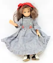 Vintage 1995 Horsman TRICIA 9" Poseable Collector Doll #JO81AE-95 NWOT