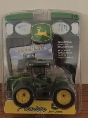 John Deere 9520 4 Wheel Dr Tractor Premier Ultra Rare "Muddy" 1/64 by Ertl