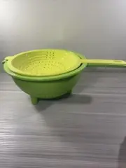 Tupperware Colander Large Margarita Green w/ Top Strainer New!