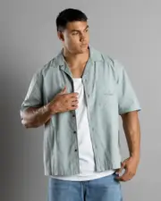 [Wrangler] Wrangler Men's Box Resort Short Sleeve Shirt in Overcast Blue Size Large L Overcast Blue