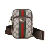 在飛比找momo購物網優惠-【GUCCI 古馳】GUCCI Ophidia復古金屬LOG