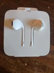 Original APPLE EarPods Wired Earphones Headphones iPhone 7 8 X Xr 11 14