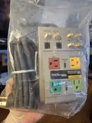Monster Power HTS 400 Power Strip Surge Protector Home Theatre Clean Power