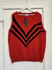Prada Fall 2014 Runway Red And Black Knit Sweater Vest Size 40