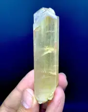 445 Carat Natural Peach Pink Kunzite Crystal From Afghanistan