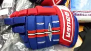 Brand new Team USA Nike Bauer Pro 4 Roll Hockey Gloves 13” Red White Blue. Rare!