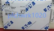 1 PCS NEW IN BOX EATON M22-I3 Button 3-bit empty box