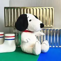 在飛比找PChome24h購物優惠-Snoopy史努比絎縫盒裝填充玩偶-奶油 17cm