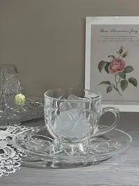 在飛比找Yahoo!奇摩拍賣優惠-日本soga 中古vintage玫瑰浮雕硝子玻璃咖啡杯 茶杯